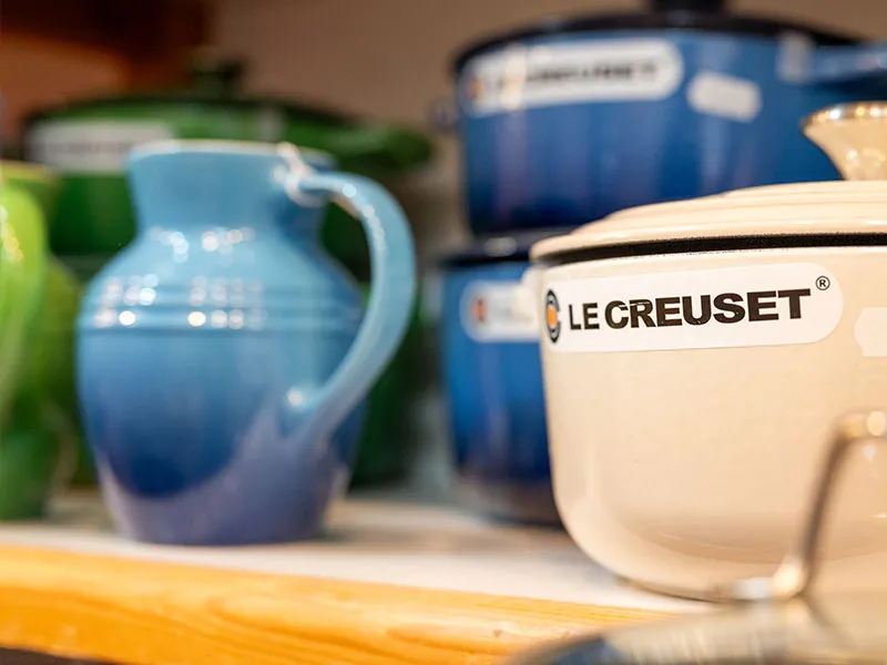 Cilla Camilla Cookshop Creuset Beige